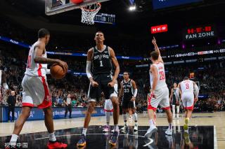 球和强大的 球和强大的