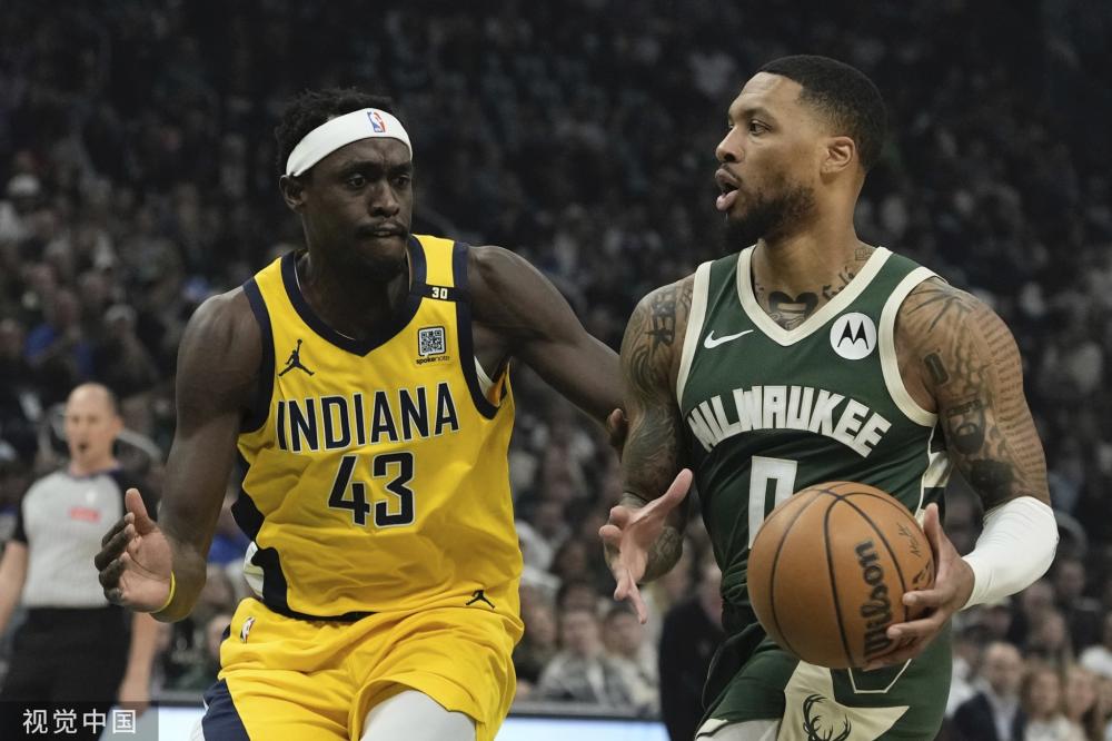 展示了他在 展示了他在