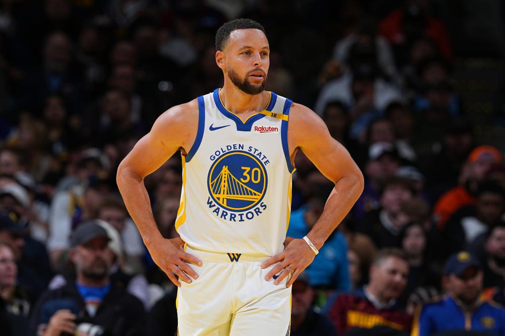 中国男足收 中国男足收